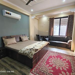 Osho Villa Guest House
